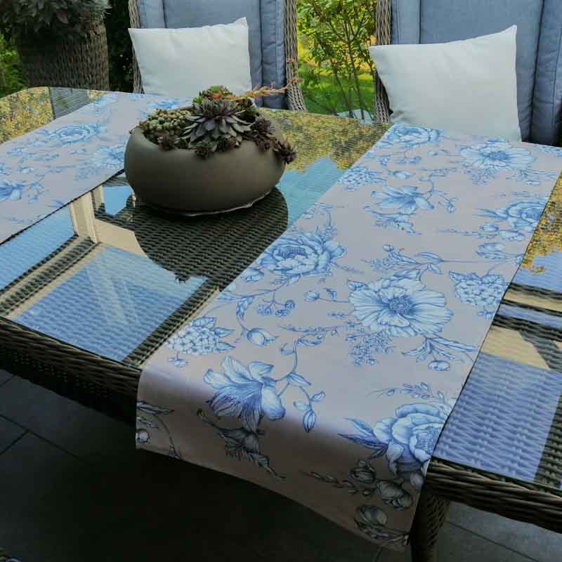 Liebe mit (beschichtet) dekoriert Mit Blumen | blauen Tischläufer